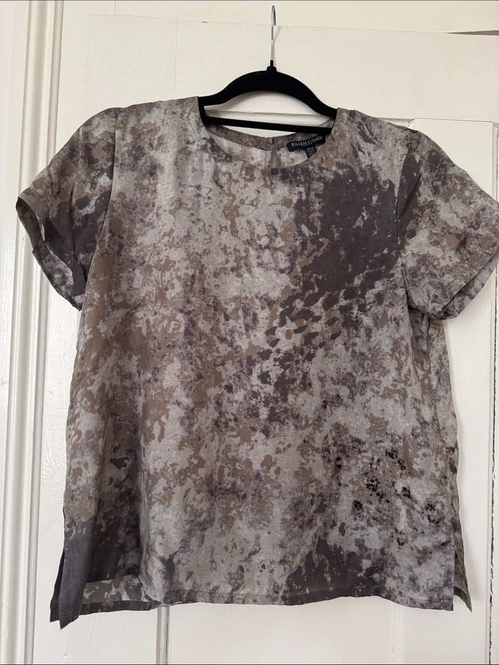 Eileen Fisher Taupe and Gray Marble-Print Short Sleeve Silk Top